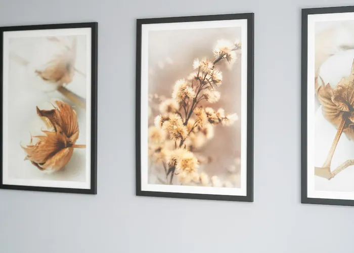 Stylish Two Bedroom With Parking Near Malta In By Renters