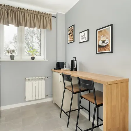 Appartamento Stylish Two Bedroom With Parking Near Malta In By Renters