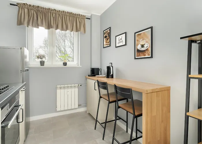 Apartment Stylish Two Bedroom With Parking Near Malta In By Renters