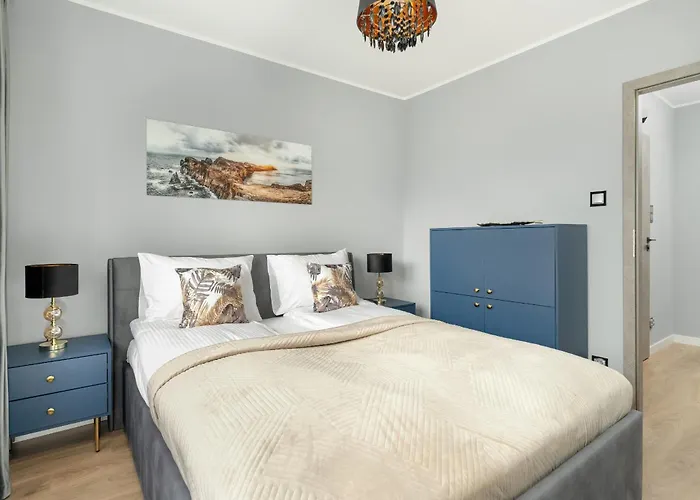 Stylish Two Bedroom With Parking Near Malta In By Renters Poznan